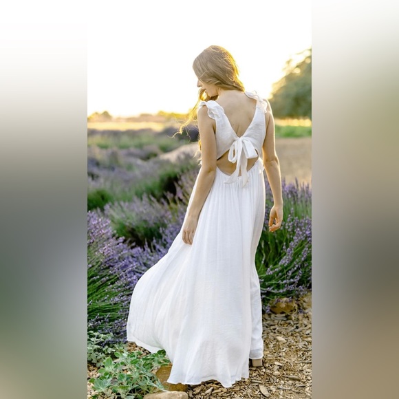 KATHLEEN V-NECK MAXI WHITE DRESS - Picture 2 of 5